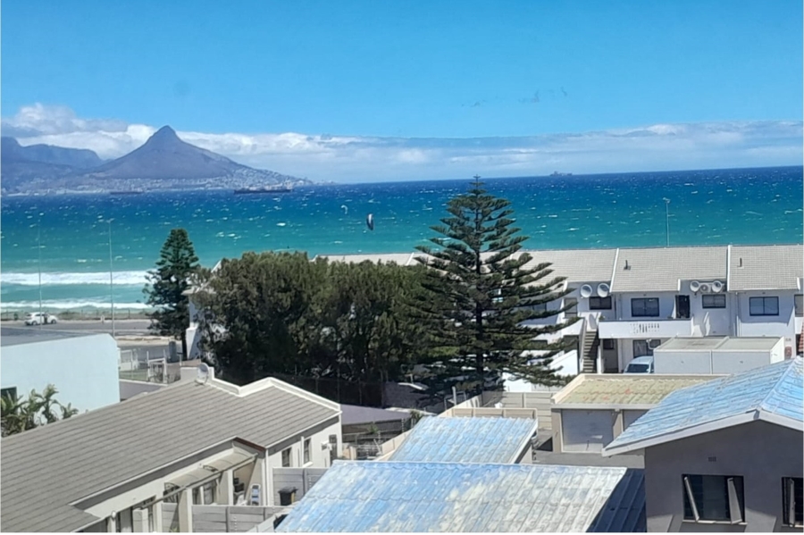 1 Bedroom Property for Sale in Beachfront Western Cape